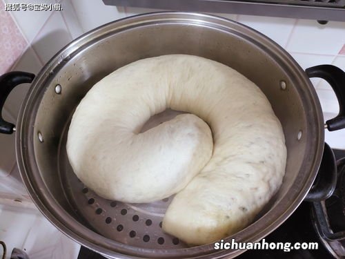 在锅里蒸卷子要多久