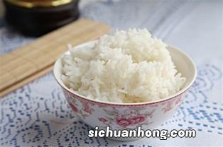 大米饭放什么养生