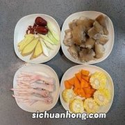 高压锅鸡爪汤煲多久