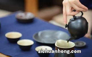 什么时间喝茶水好