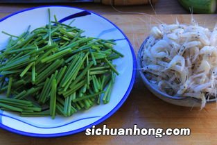 葱苔和什么菜炒最好