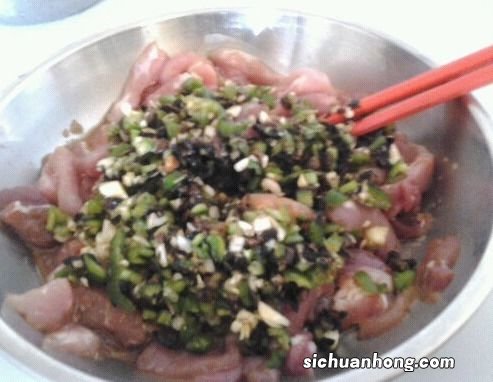 猪肉隔水蒸多久熟