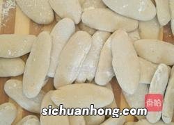 彩色洋芋鱼鱼怎么做