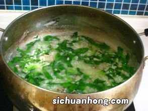 菠菜猪肝粥怎么煮