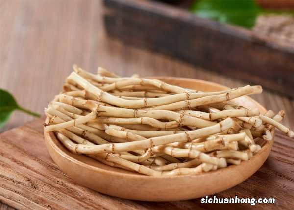 鱼腥草盆栽能放阳台吗，鱼腥草对人有影响吗