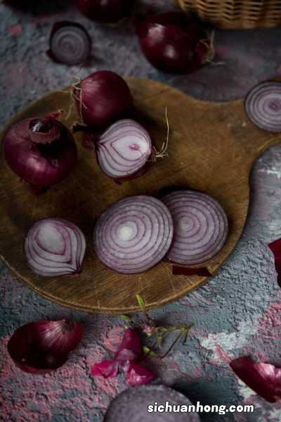 吃洋葱有什么好处，洋葱的营养价值