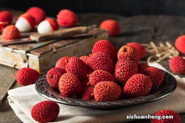 荔枝的功效与作用,荔枝图片