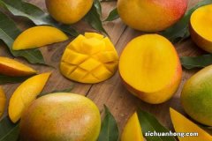 芒果不能和什么一起吃