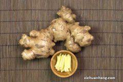 生姜也能种“盆栽”，小药片用上，还你“一桶姜山”！