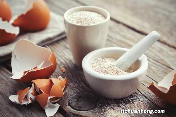 给花吃个鸡蛋，长得嗷嗷旺，叶子绿得冒油！