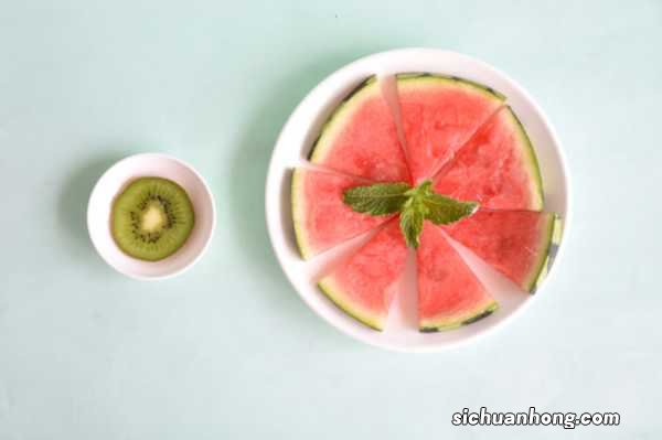 西瓜皮居然有这么多神奇功效,帮你剩下大笔买药钱