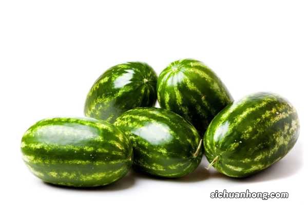 西瓜皮居然有这么多神奇功效,帮你剩下大笔买药钱